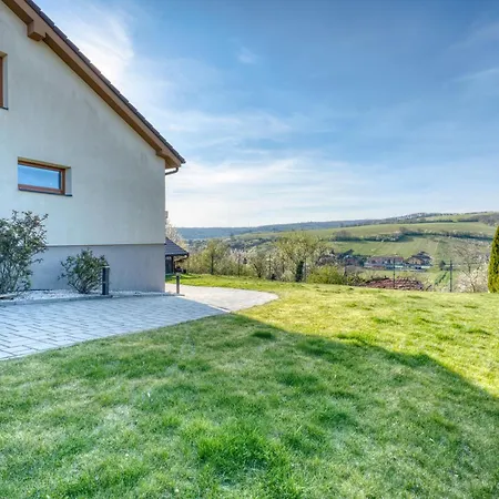 Vista 375 Lovcice (Hodonin)